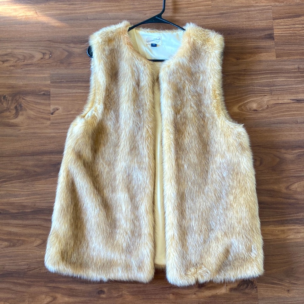 Faux fur Vest